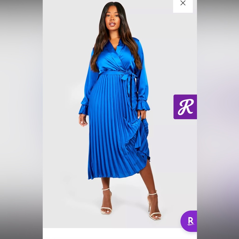 Plus sz 22 Satin pleated V neck dress.